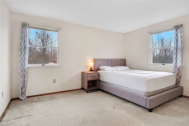 37 Abbottsford Drive, Gates, NY 14606