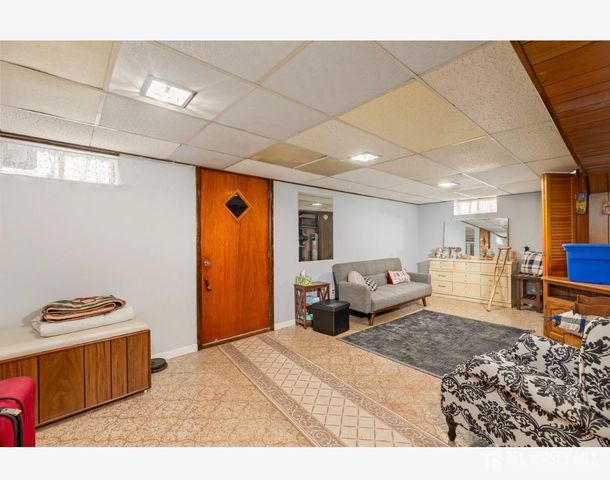 21 Frazee Avenue, Sayreville, NJ 08879