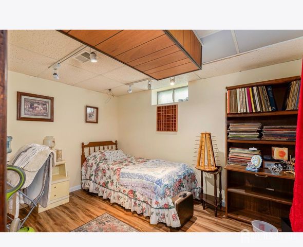 21 Frazee Avenue, Sayreville, NJ 08879