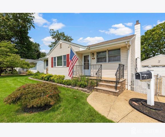 21 Frazee Avenue, Sayreville, NJ 08879