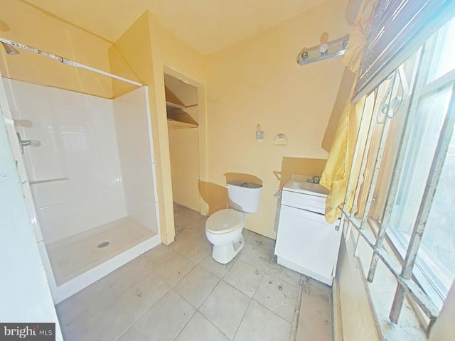 1708 N LAMBERT ST, Philadelphia, PA 19121