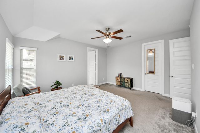 1965 Matilda Gardens Lane, Pearland, TX 77089
