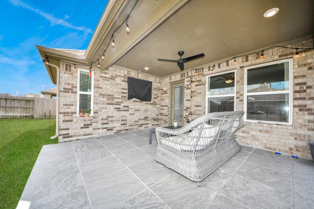 1965 Matilda Gardens Lane, Pearland, TX 77089