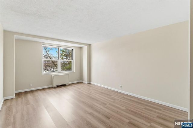 301 Beech Street 5F, Hackensack, NJ 07601