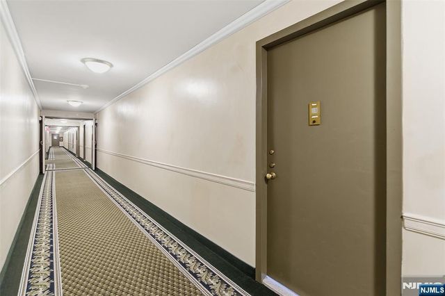 301 Beech Street 5F, Hackensack, NJ 07601