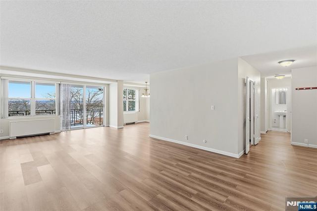 301 Beech Street 5F, Hackensack, NJ 07601