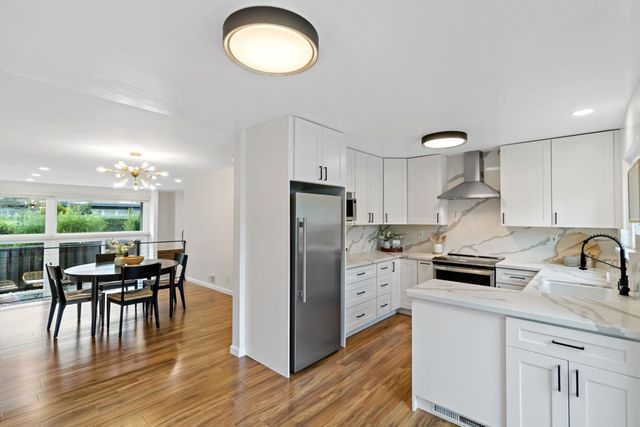 530 Leahy Street, Redwood City, CA 94061