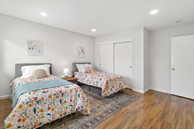 530 Leahy Street, Redwood City, CA 94061