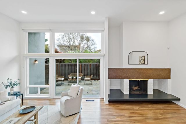 530 Leahy Street, Redwood City, CA 94061