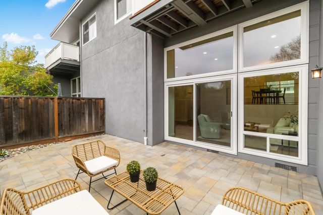 530 Leahy Street, Redwood City, CA 94061