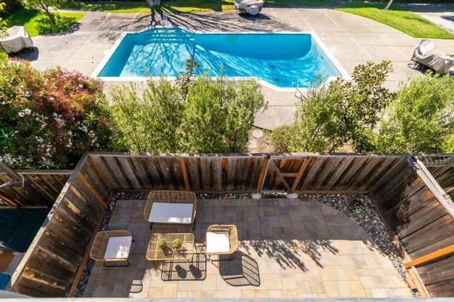 530 Leahy Street, Redwood City, CA 94061