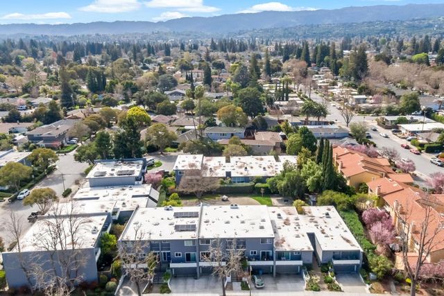 530 Leahy Street, Redwood City, CA 94061