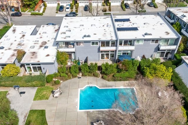 530 Leahy Street, Redwood City, CA 94061