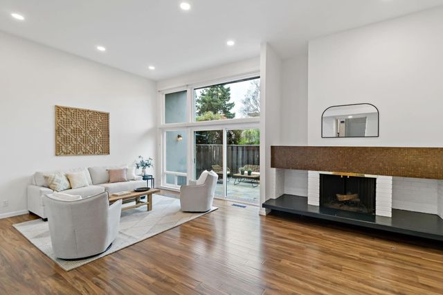 530 Leahy Street, Redwood City, CA 94061