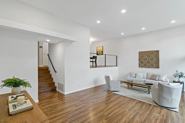 530 Leahy Street, Redwood City, CA 94061