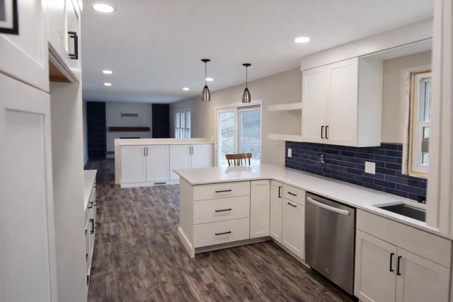 6702 Inner Drive, Madison, WI 53705