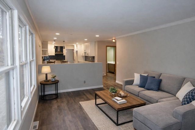 6702 Inner Drive, Madison, WI 53705