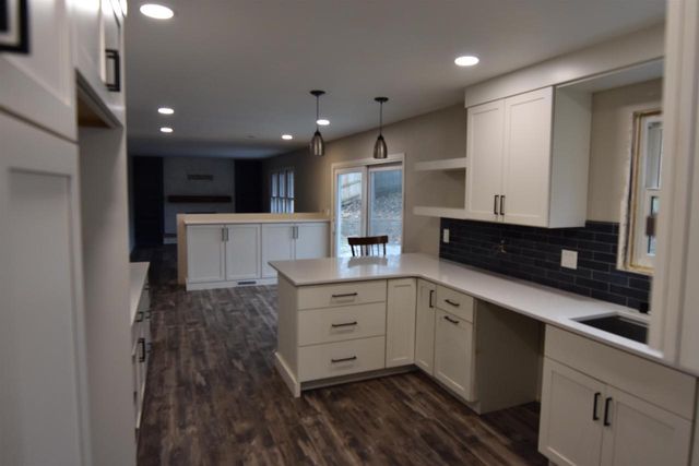 6702 Inner Drive, Madison, WI 53705