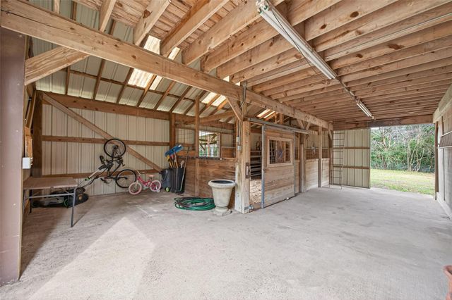 5434 Pine Springs Court, Conroe, TX 77304