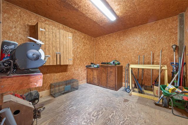 5434 Pine Springs Court, Conroe, TX 77304