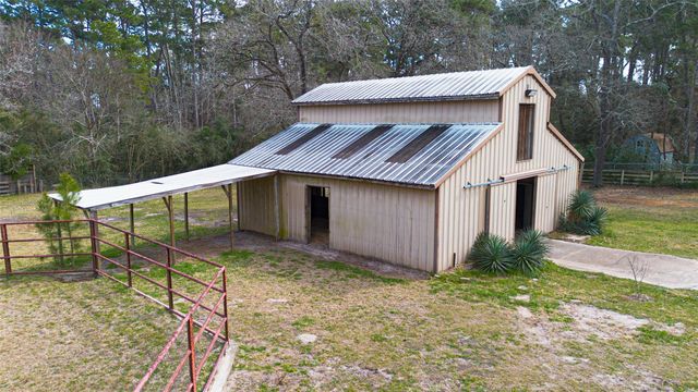 5434 Pine Springs Court, Conroe, TX 77304