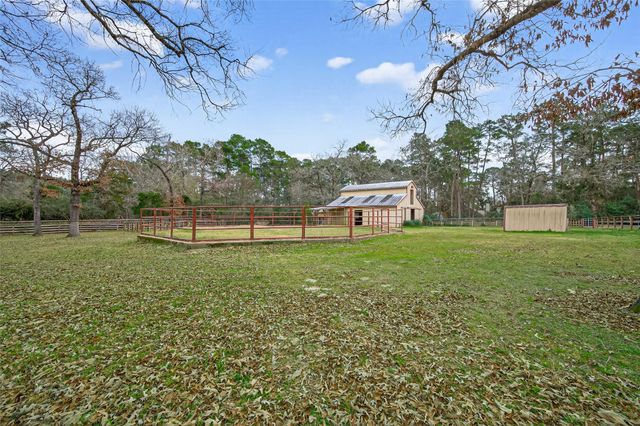 5434 Pine Springs Court, Conroe, TX 77304