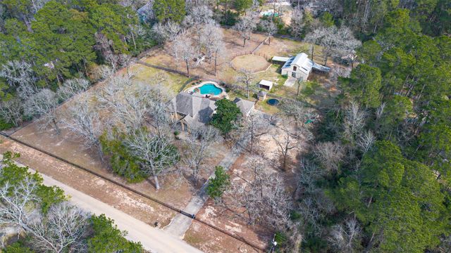 5434 Pine Springs Court, Conroe, TX 77304