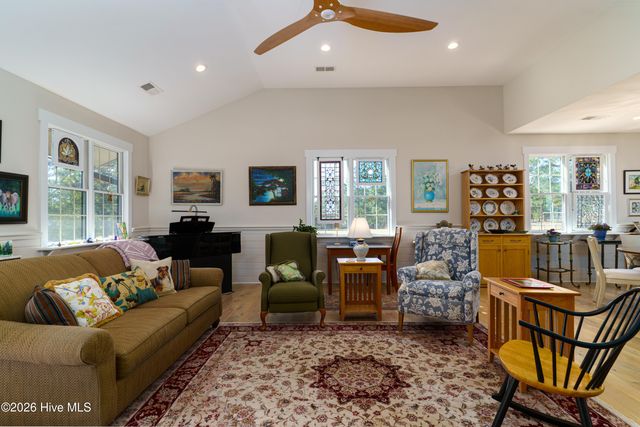 150 Good Barn Road, Vass, NC 28394