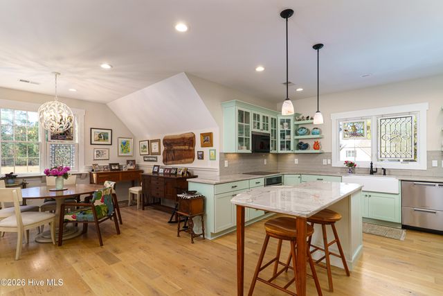 150 Good Barn Road, Vass, NC 28394