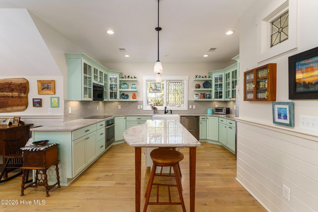 150 Good Barn Road, Vass, NC 28394