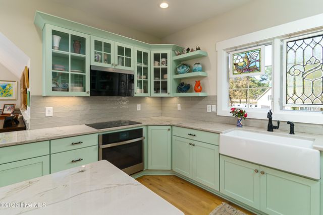 150 Good Barn Road, Vass, NC 28394