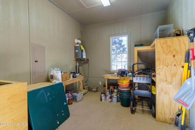 150 Good Barn Road, Vass, NC 28394