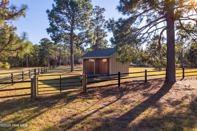 150 Good Barn Road, Vass, NC 28394