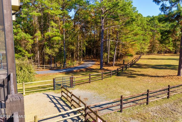 150 Good Barn Road, Vass, NC 28394