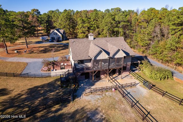 150 Good Barn Road, Vass, NC 28394