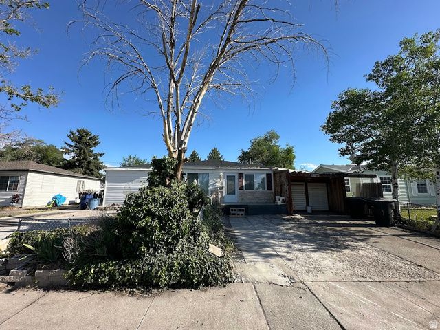 4235 W 5700 S, Kearns, UT 84118