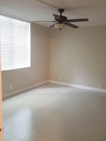 9235 Lagoon Pl 109, Davie, FL 33324