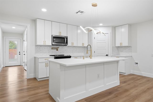 812 Kings Highway, Waco, TX 76704