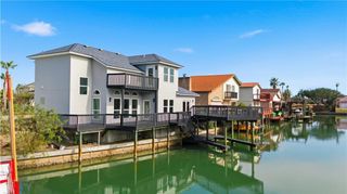 13745 Tajamar St, Corpus Christi, TX 78418