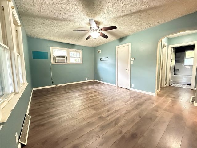 63 Fredonia Road, Hempfield Twp, PA 16125