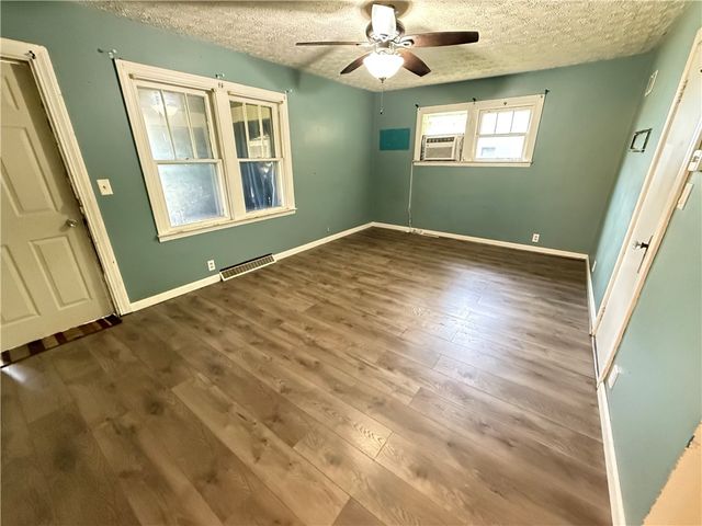 63 Fredonia Road, Hempfield Twp, PA 16125