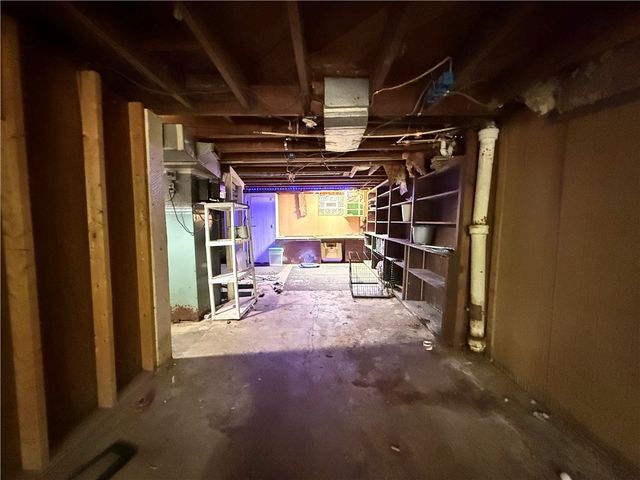 63 Fredonia Road, Hempfield Twp, PA 16125