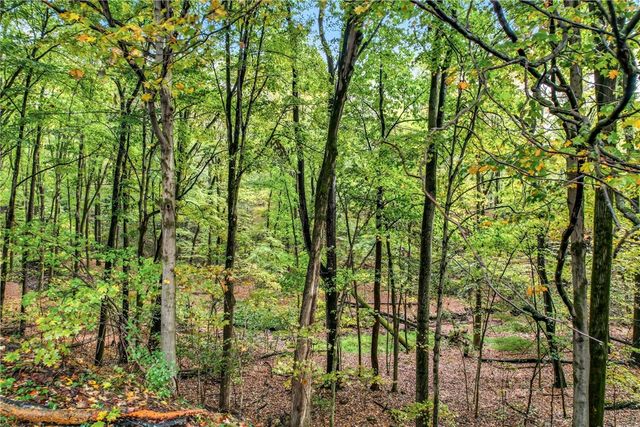 63 Fredonia Road, Hempfield Twp, PA 16125