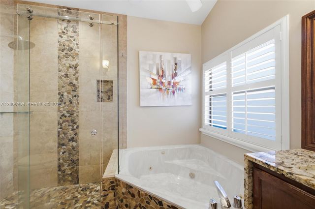 10781 NW 18th Dr, Plantation, FL 33322