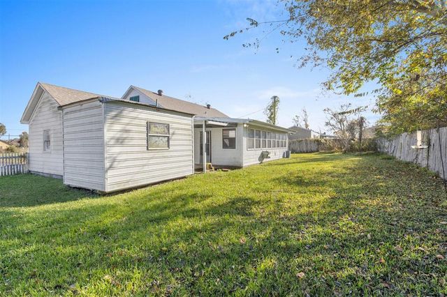 1005 Shasta Street, Sulphur, LA 70663