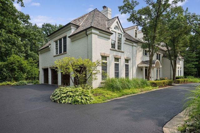 1671 Alexis Court, Lake Forest, IL 60045