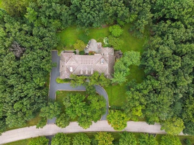 1671 Alexis Court, Lake Forest, IL 60045