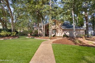 6 Pine Haven Street, Gulfport, MS 39503