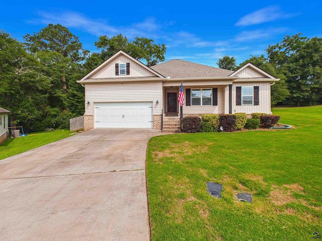 105 Avington Chase, Perry, GA 31069