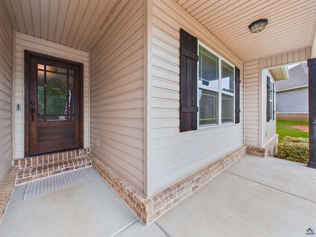 105 Avington Chase, Perry, GA 31069